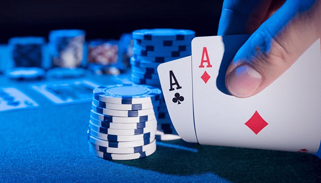 Bí quyết chiến thắng đối thủ dễ dàng khi chơi Poker