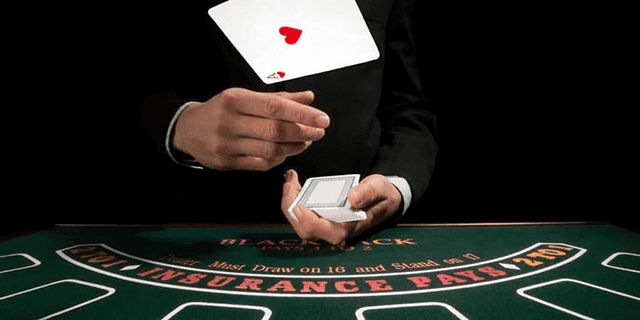 Điểm mạnh yếu của tựa game Blackjack?