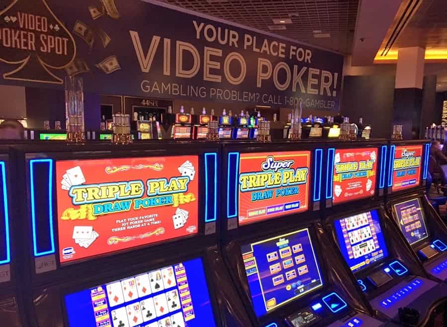 dac diem cac bien the khac cua video poker?